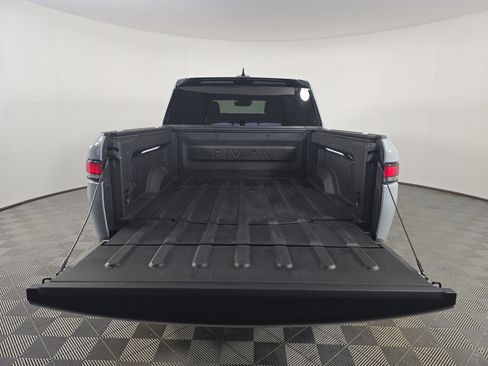 Used 2023 Rivian R1T Adventure AWD/4WD image 15