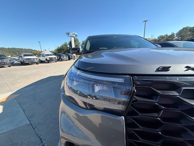 Used 2025 Ford Explorer ST w/ Sun And Sound Package AWD/4WD image 13