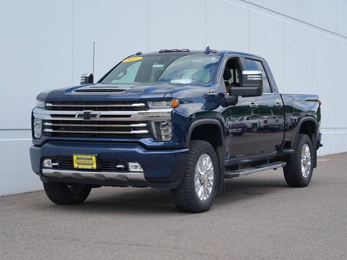 Used 2023 Chevrolet Silverado 3500 High Country w/ Z71 Off-Road Package AWD/4WD image 7
