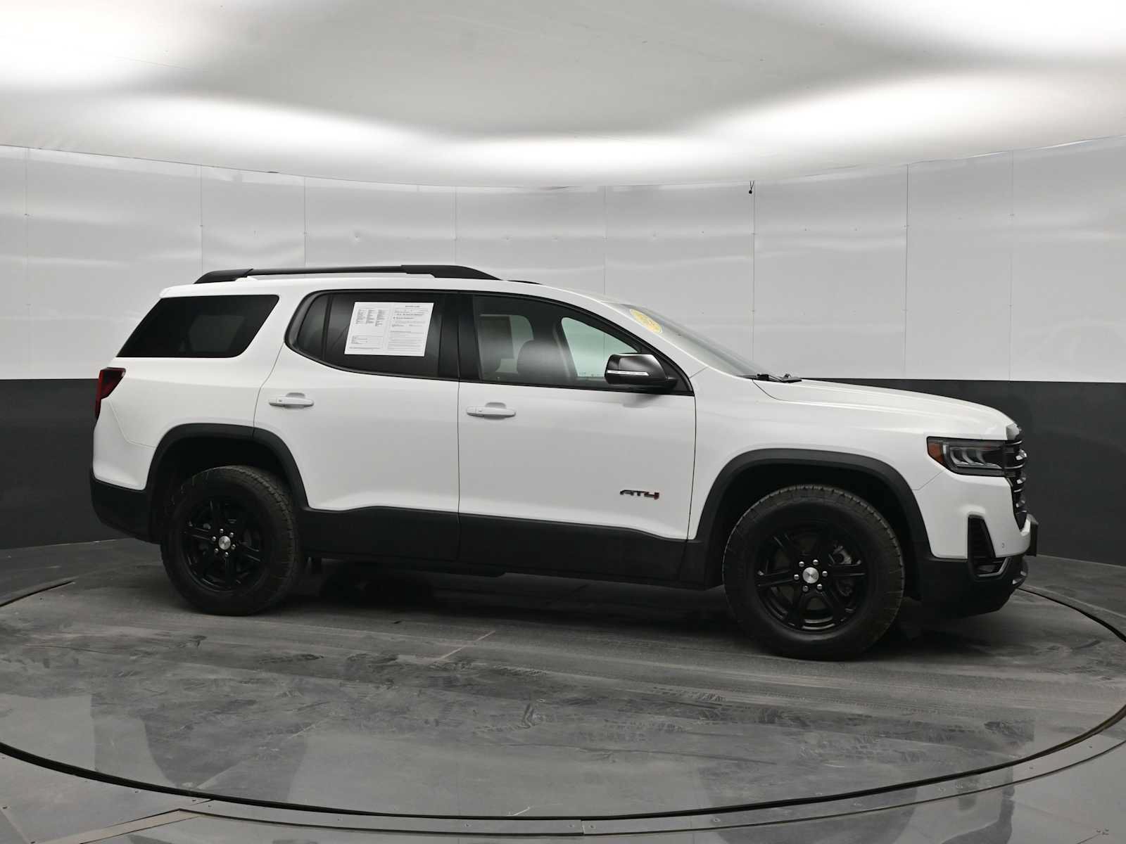 Used 2023 GMC Acadia AT4 AWD/4WD image 9