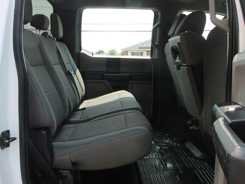 Used 2022 Ford F250 XL w/ Power Equipment Group AWD/4WD image 10
