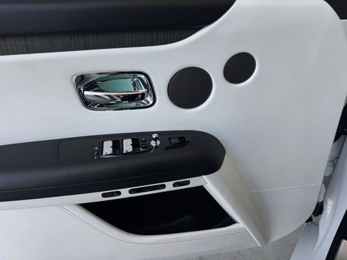 Used 2022 Rolls-Royce Ghost w/ Ghost Package AWD/4WD image 31