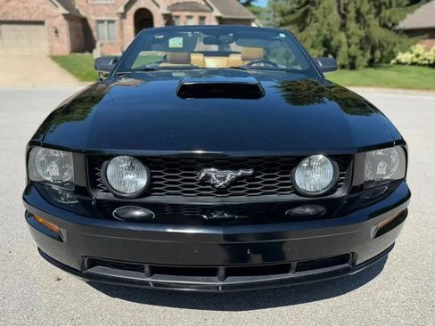 Used 2008 Ford Mustang GT Premium RWD image 2