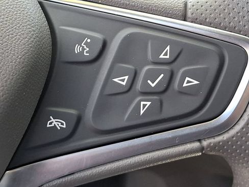 Used 2024 Chevrolet Malibu LT FWD image 22