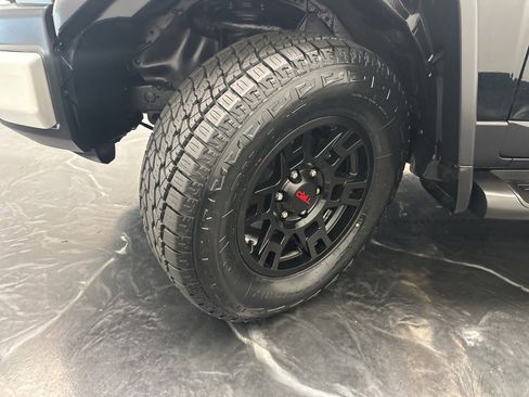 Used 2011 Toyota FJ Cruiser 4WD image 28