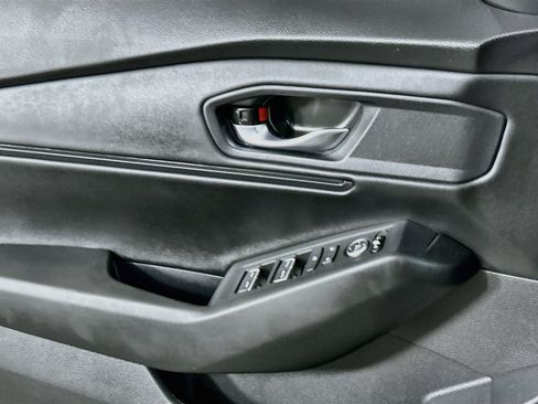 Used 2025 Honda Accord SE image 15