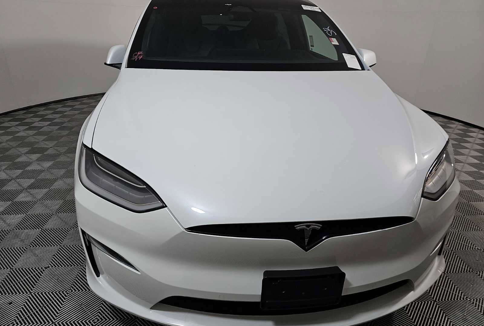Used 2023 Tesla Model X AWD/4WD image 2