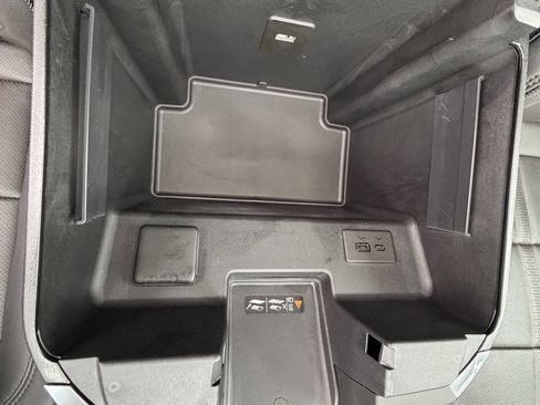 Used 2024 Chevrolet Silverado 3500 High Country w/ High Country Premium Package image 53