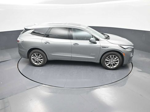 Used 2024 Buick Enclave Avenir AWD/4WD image 41