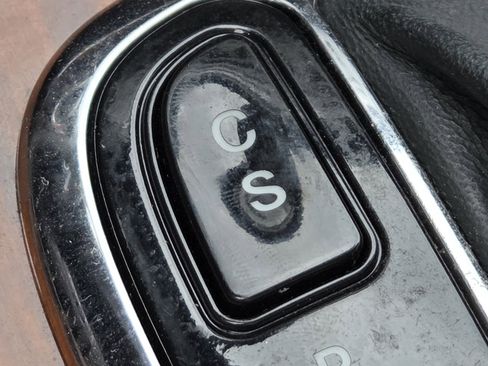 Used 2009 Mercedes-Benz CLK 550 Cabriolet image 5