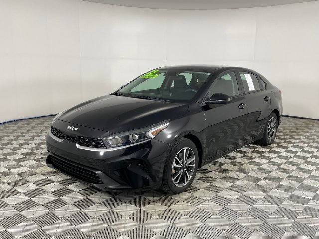 Certified 2023 Kia Forte LXS w/ LXS Technology Package FWD image 1