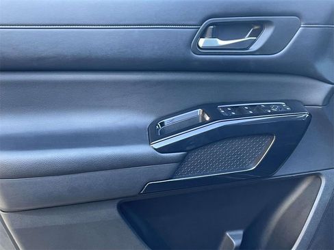 Used 2022 Nissan Pathfinder S w/ Cargo Package image 14