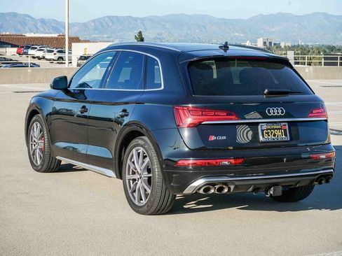 Used 2023 Audi SQ5 Prestige w/ Prestige Package image 2