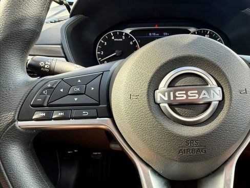 Used 2025 Nissan Altima 2.5 SV image 26