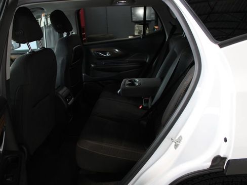 Used 2020 GMC Terrain SLE AWD/4WD image 11
