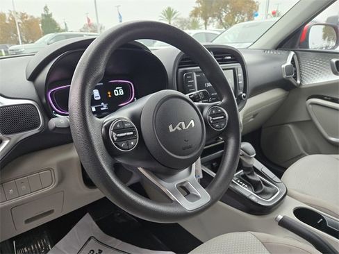 Certified 2023 Kia Soul LX image 12