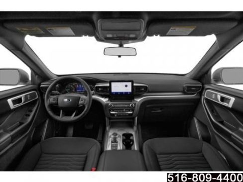 Used 2020 Ford Explorer XLT w/ Equipment Group 202A image 9