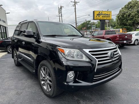 Used 2014 Lexus LX 570 4WD image 4