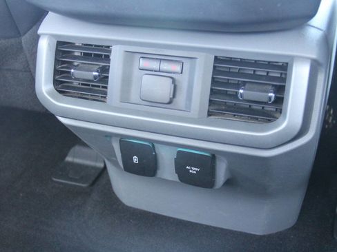 Certified 2021 Ford F150 Lariat w/ Equipment Group 502A High AWD/4WD image 14