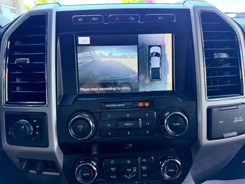 Used 2019 Ford F250 Lariat w/ Lariat Ultimate Package AWD/4WD image 31
