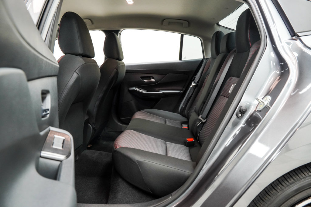 Used 2026 Nissan Sentra SR w/ Floor Mat Package FWD image 19
