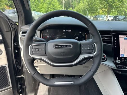 New 2026 Jeep Grand Wagoneer L Limited AWD/4WD image 23