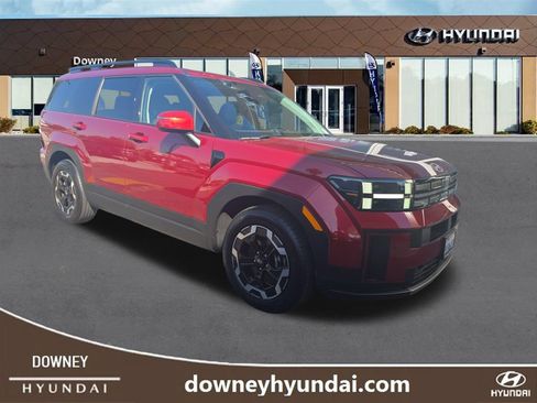 Used 2025 Hyundai Santa Fe SEL FWD image 7