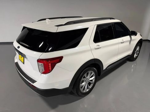Used 2020 Ford Explorer XLT w/ Equipment Group 202A RWD image 44