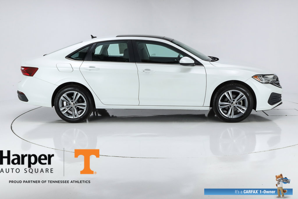 Used 2023 Volkswagen Jetta SE FWD image 10