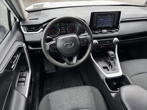 Certified 2022 Toyota RAV4 XLE image 13