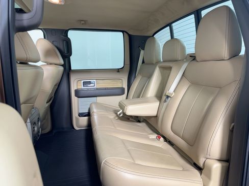 Used 2011 Ford F150 Lariat w/ Lariat Chrome Pkg image 26