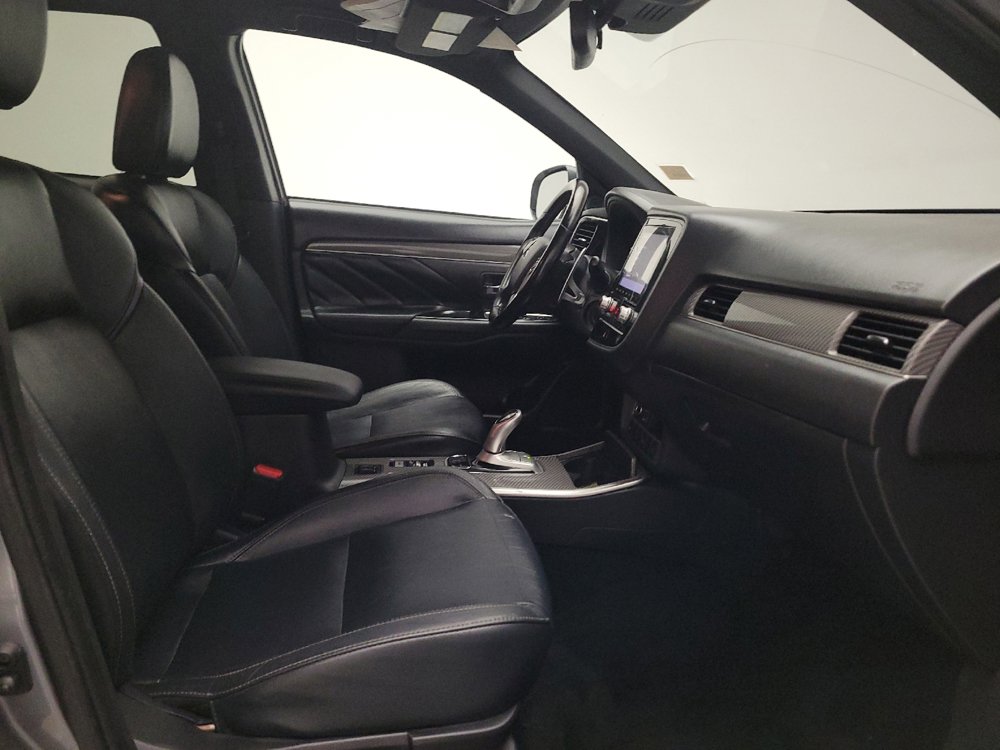 Used 2022 Mitsubishi Outlander SEL AWD/4WD image 21