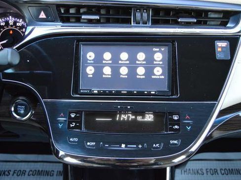 Used 2014 Toyota Avalon XLE Touring image 19