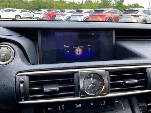 Used 2017 Lexus IS 200t RWD image 33