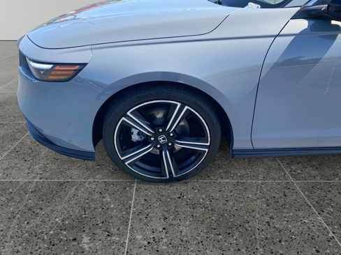 Used 2025 Honda Accord Sport image 14