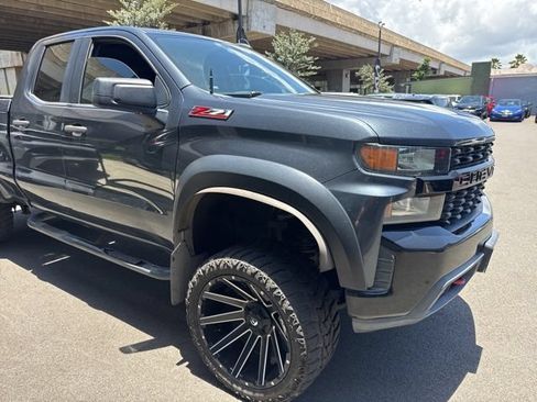Used 2020 Chevrolet Silverado 1500 Custom Trail Boss w/ Custom Convenience Package AWD/4WD image 13