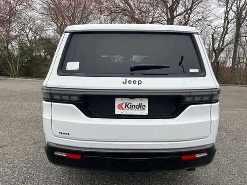 New 2026 Jeep Grand Wagoneer Limited image 30