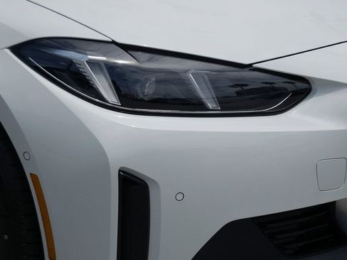 New 2026 BMW i4 eDrive40 w/ Parking Assistance Package RWD image 5