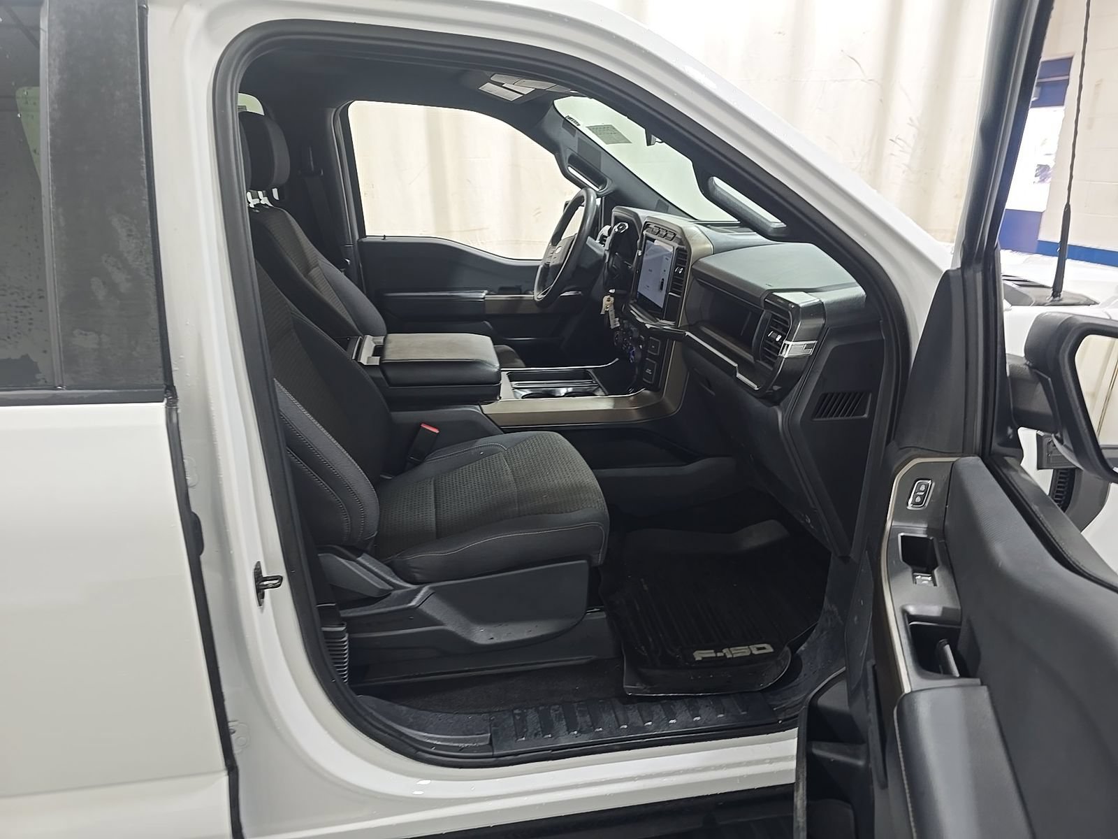 Used 2024 Ford F150 STX w/ Equipment Group 201A FX4 AWD/4WD image 8