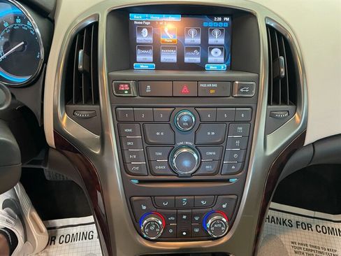 Used 2012 Buick Verano Leather FWD image 13