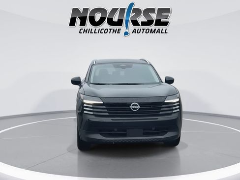 New 2026 Nissan Kicks SV w/ SV Premium Package image 3