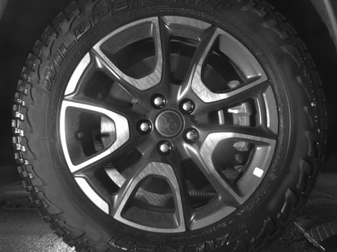 Used 2025 Jeep Compass Trailhawk AWD/4WD image 13