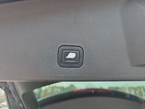 Used 2012 Cadillac SRX Luxury image 15