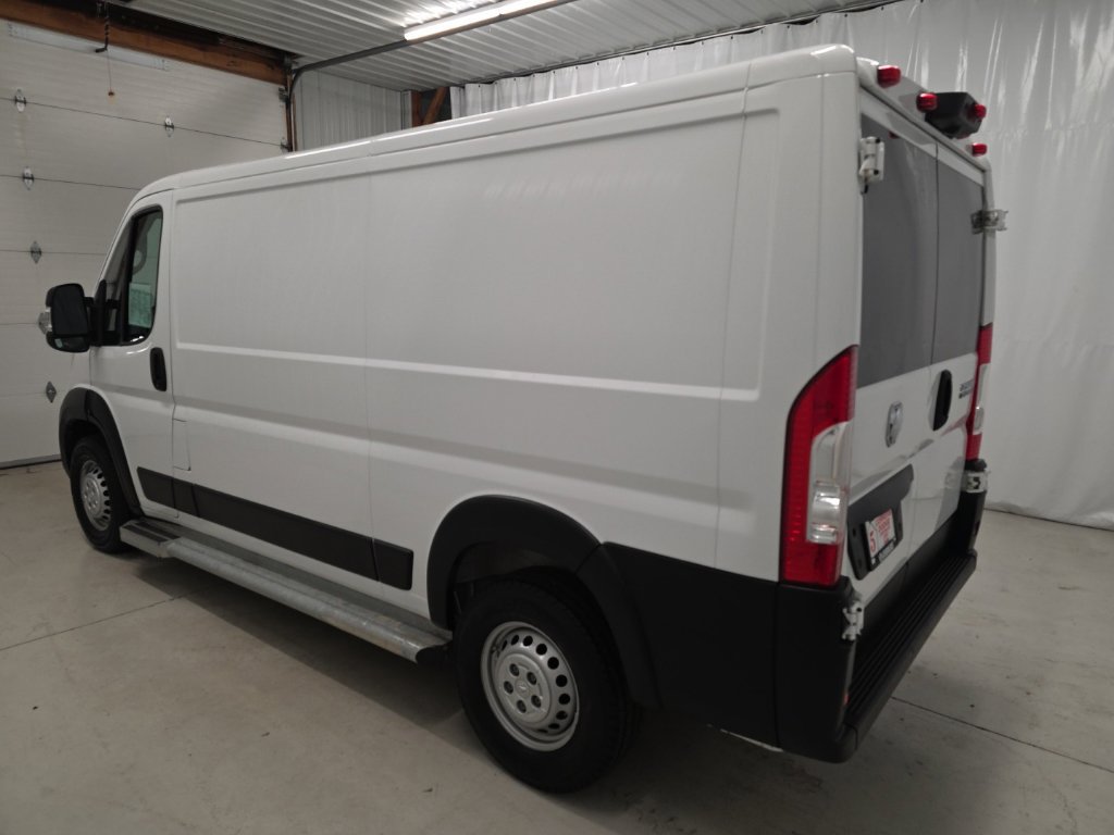 Used 2025 RAM ProMaster 2500 w/ U-Haul Equipment Group FWD image 3