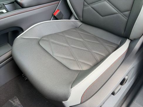 New 2026 Volkswagen Atlas Peak Edition AWD/4WD image 22