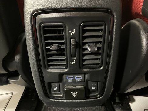 Used 2019 Dodge Durango R/T w/ Trailer Tow Group IV AWD/4WD image 23
