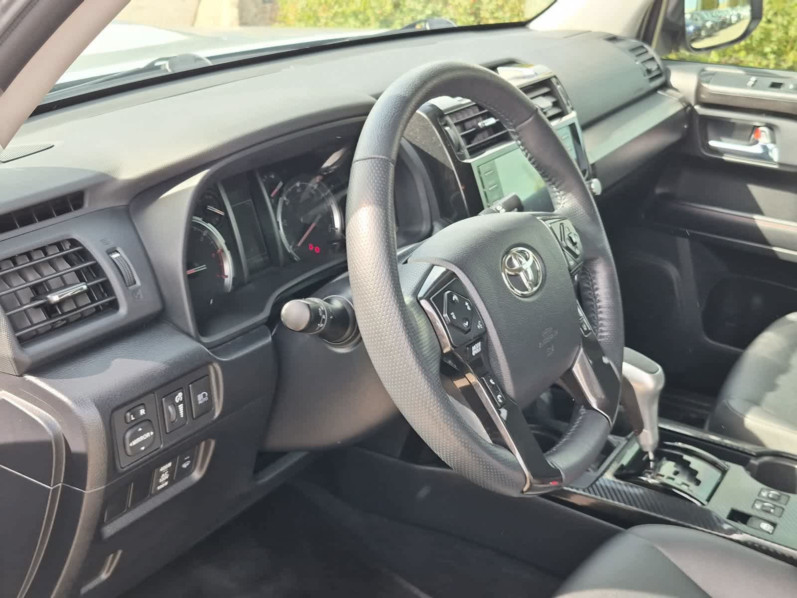 Used 2024 Toyota 4Runner TRD Off-Road Premium w/ Moonroof Package AWD/4WD image 10