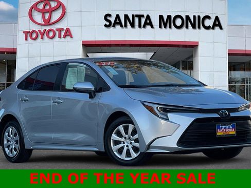 Used 2024 Toyota Corolla LE image 2