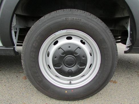 Used 2022 Ford Transit 250 148 High Roof Extended image 10