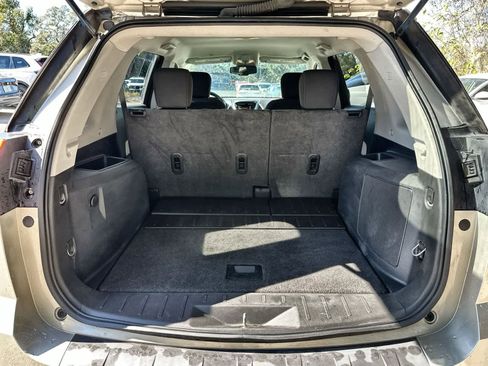 Used 2013 GMC Terrain SLE w/ LPO, Chrome Package image 18